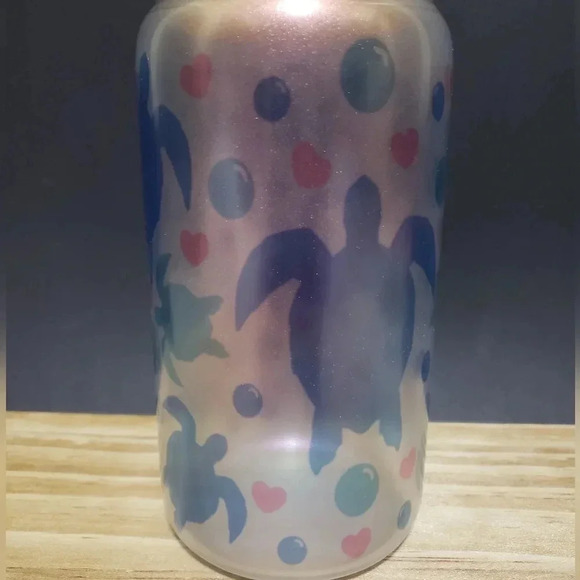 Sea turtle purple chameleon glitter‎ glass cup with lid and straw - Picture 2 of 2
